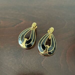 Napier vintage door knocker teardrop earrings